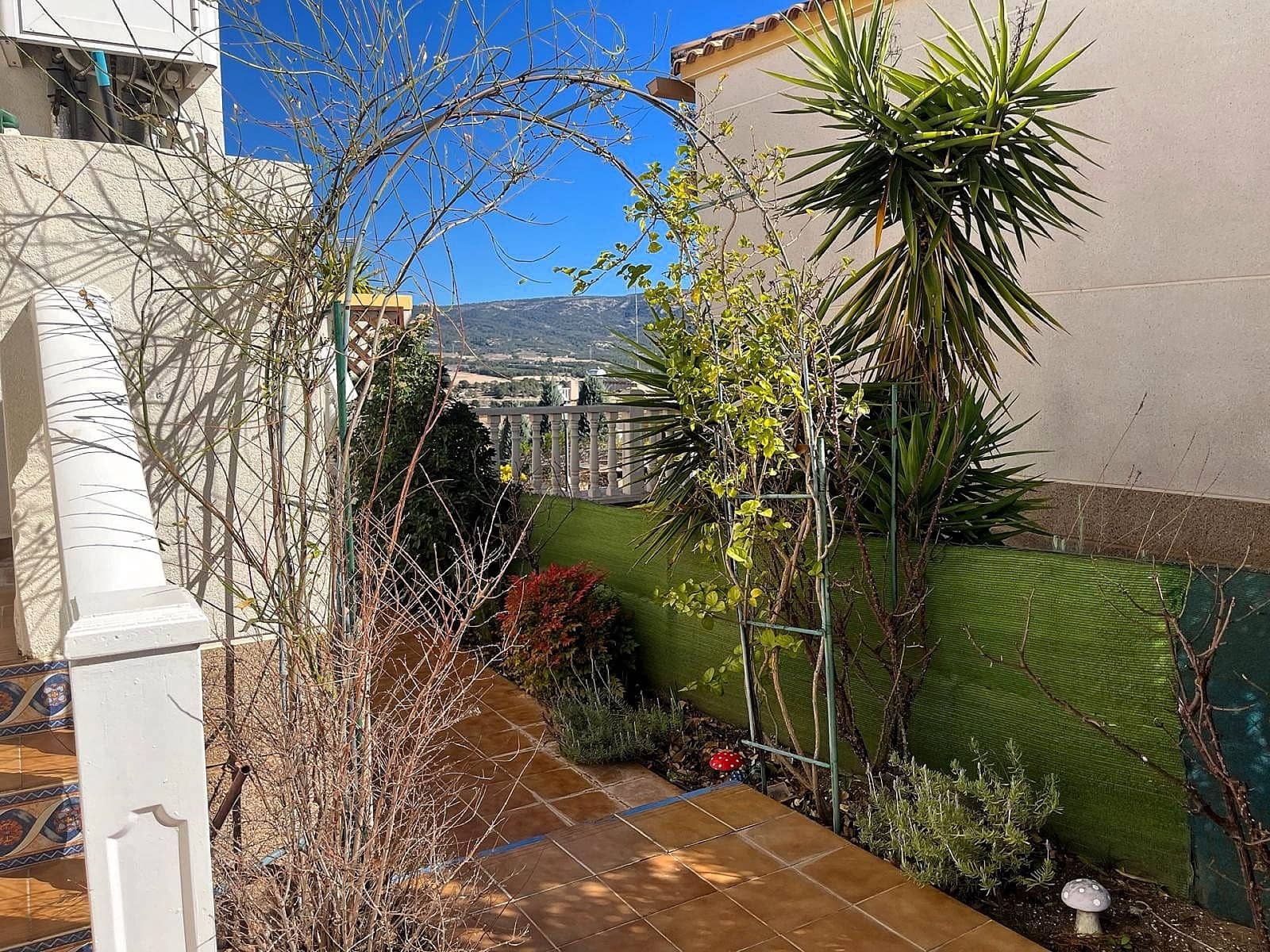 3 quarto Moradia para venda em Castalla com piscina - 260 000 € (Ref: 9610834)