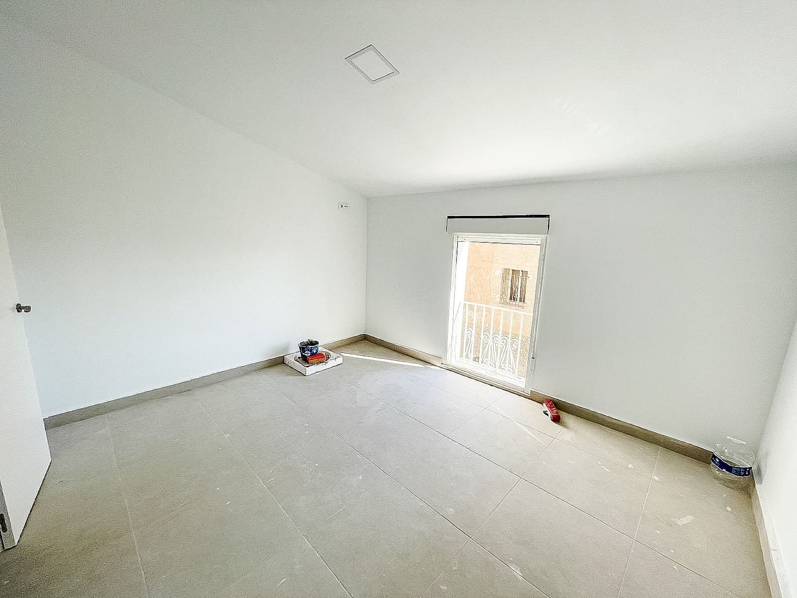 3 makuuhuone Omakotitalo myytävänä paikassa Pinoso mukana uima-altaan - 135 000 € (Ref: 9629646)