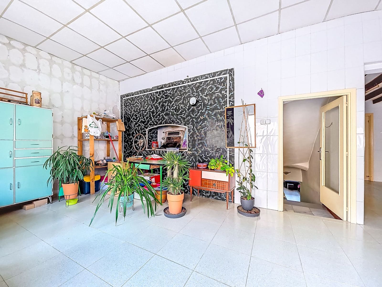 8 bedroom Townhouse for sale in Pinoso - € 179,950 (Ref: 9633901)