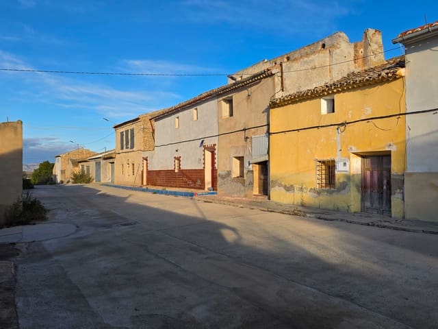 6 quarto Casa em Banda para venda em Torre del Rico, Jumilla com garagem - 69 950 € (Ref: 9633903)