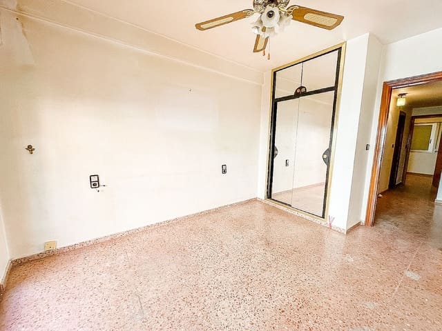 3 soveværelse Lejlighed til salg i Pinoso - € 89.500 (Ref: 9636467)