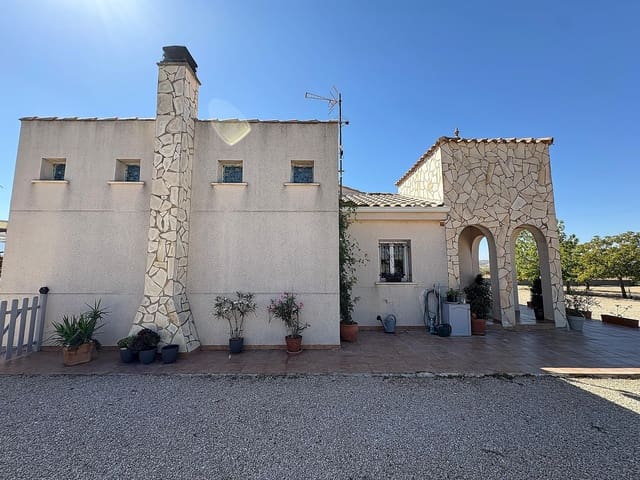 3 bedroom Villa for sale in Biar with pool - € 324,995 (Ref: 9636468)