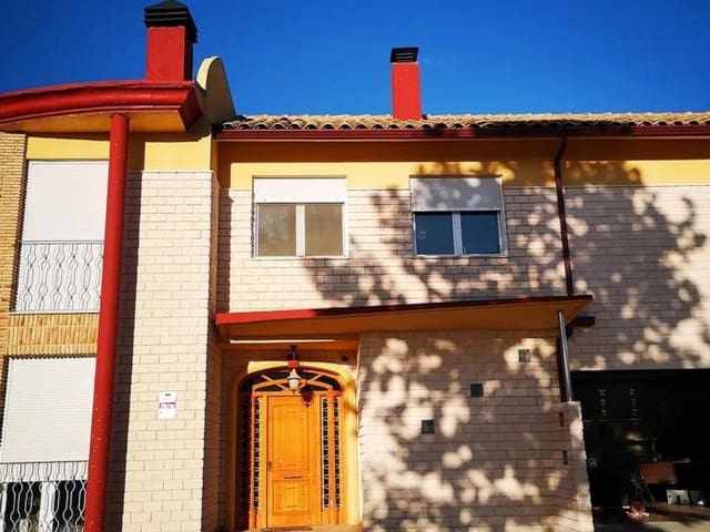 6 soverom Finca/Herregård til salgs i Yecla med svømmebasseng garasje - € 550 000 (Ref: 9639091)