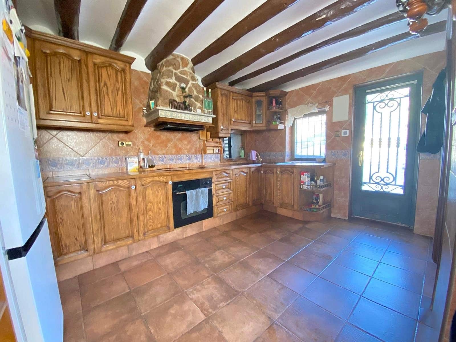 7 sypialnia Finka/Dom wiejski na sprzedaż w Yecla z basenem garażem - 139 000 € (Ref: 9639093)