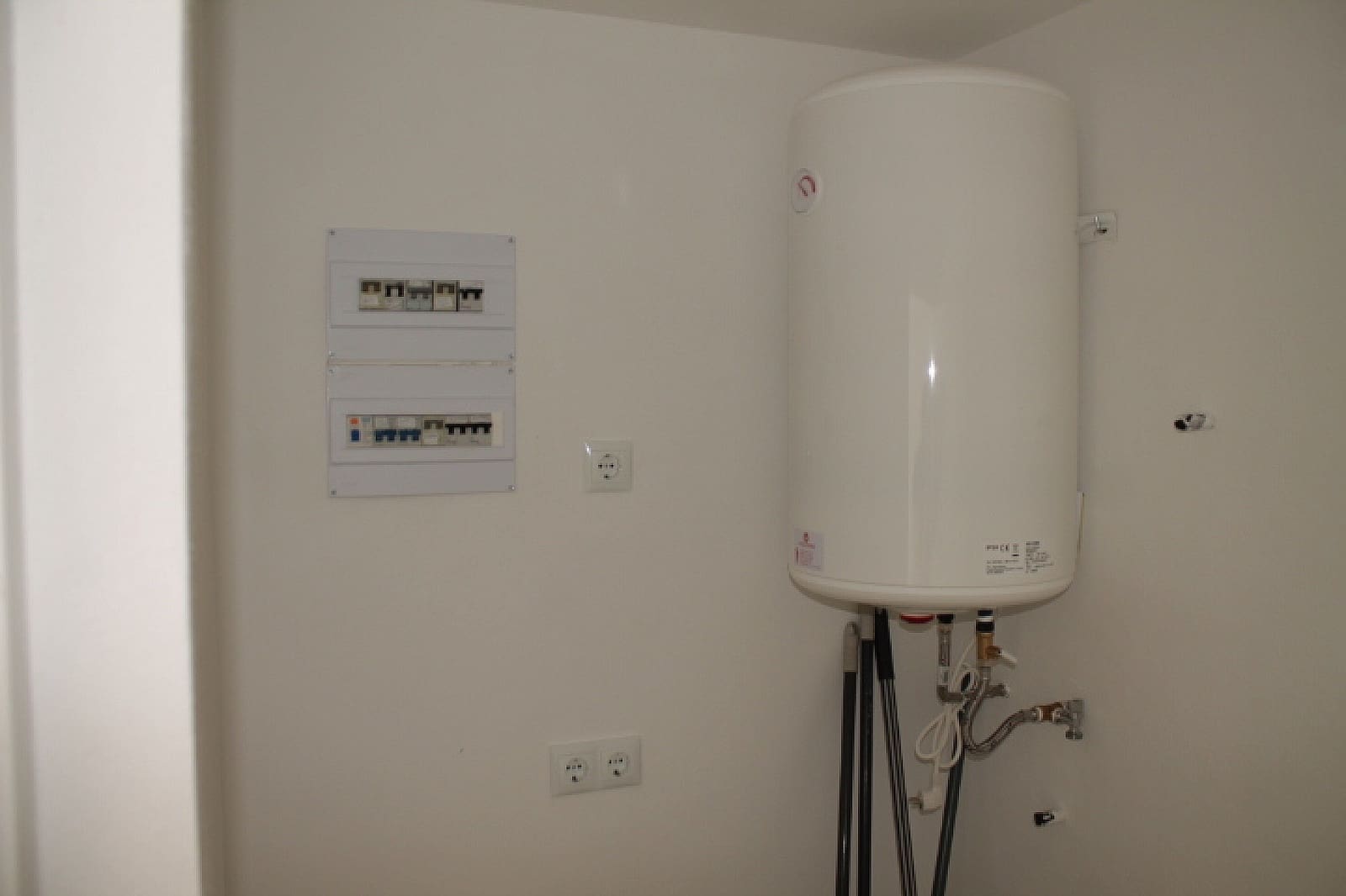 4 makuuhuone Maalaistalo myytävänä paikassa Barbarroja mukana 
autotalli - 199 995 € (Ref: 9639096)