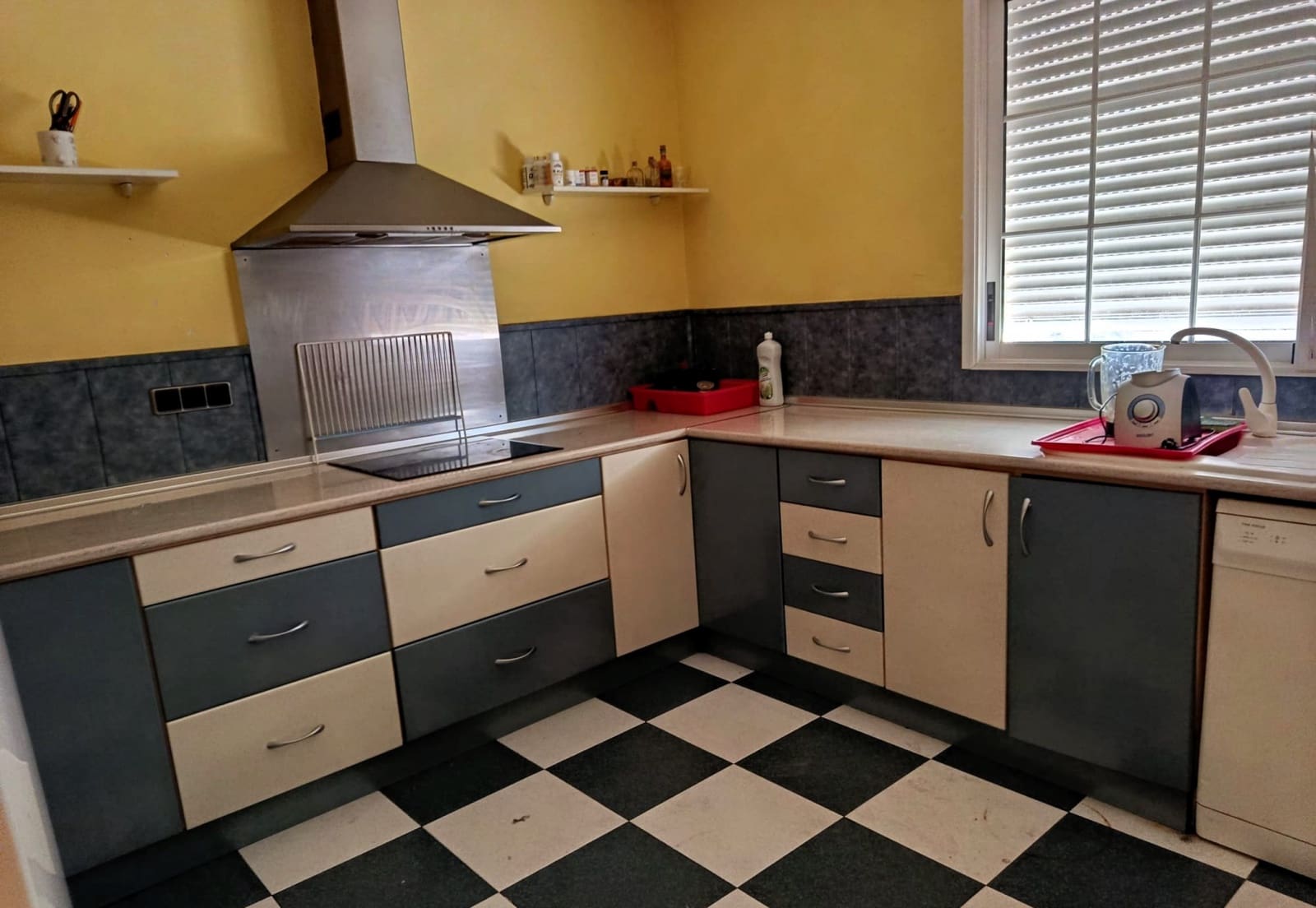 6 chambre Finca/Maison de Campagne à vendre à Elda avec piscine - 195 000 € (Ref: 9639099)