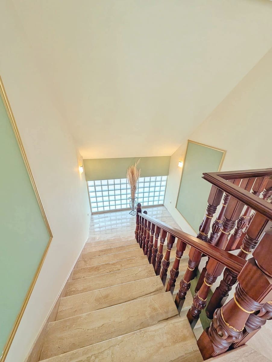 8 bedroom Finca/Country House for sale in Jumilla with pool - € 1,450,000 (Ref: 9639101)