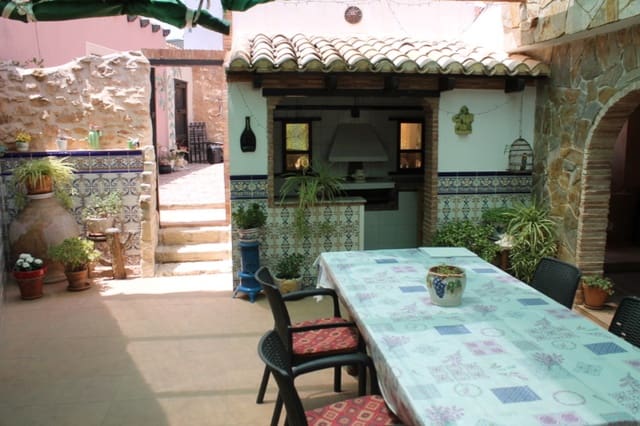 2 bedroom Finca/Country House for sale in Raspay, Yecla with garage - € 199,995 (Ref: 9639103)