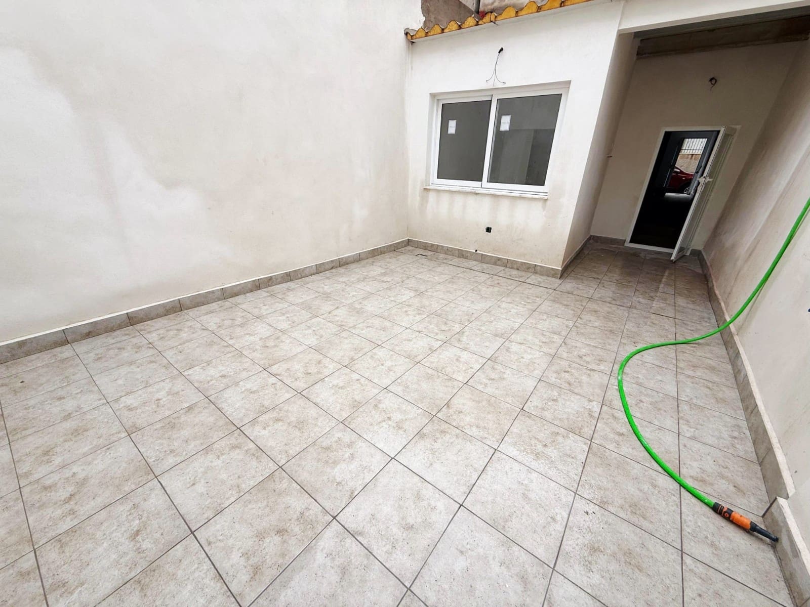 Casa de 3 habitaciones en Pinoso en venta - 135.000 € (Ref: 9650698)