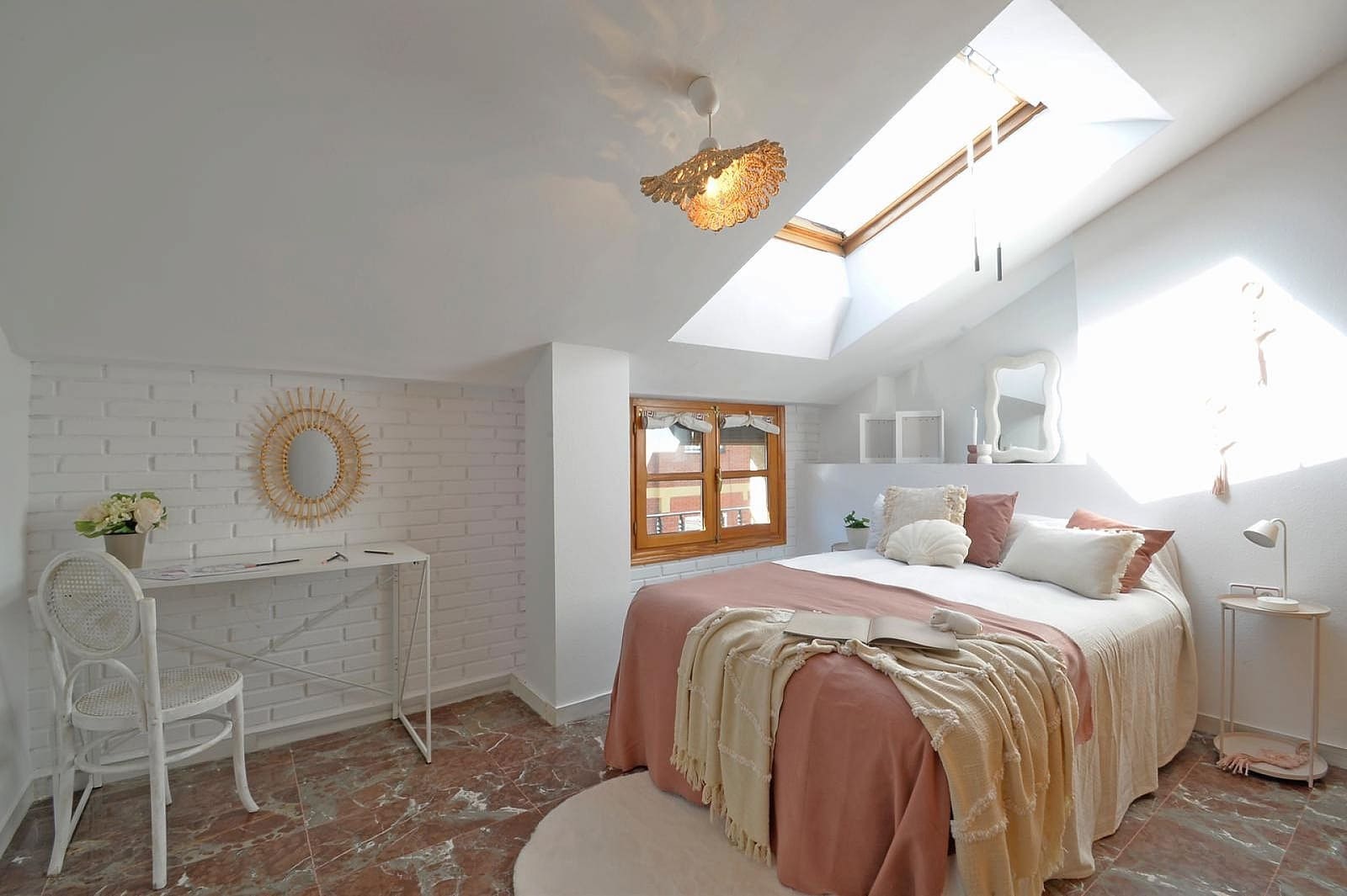 4 chambre Maison de Ville à vendre à Sax avec garage - 249 000 € (Ref: 9650700)