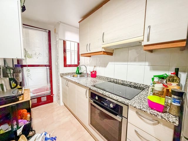 3 chambre Maison de Ville à vendre à San Vicente / Sant Vicent del Raspeig avec piscine garage - 235 000 € (Ref: 9650702)