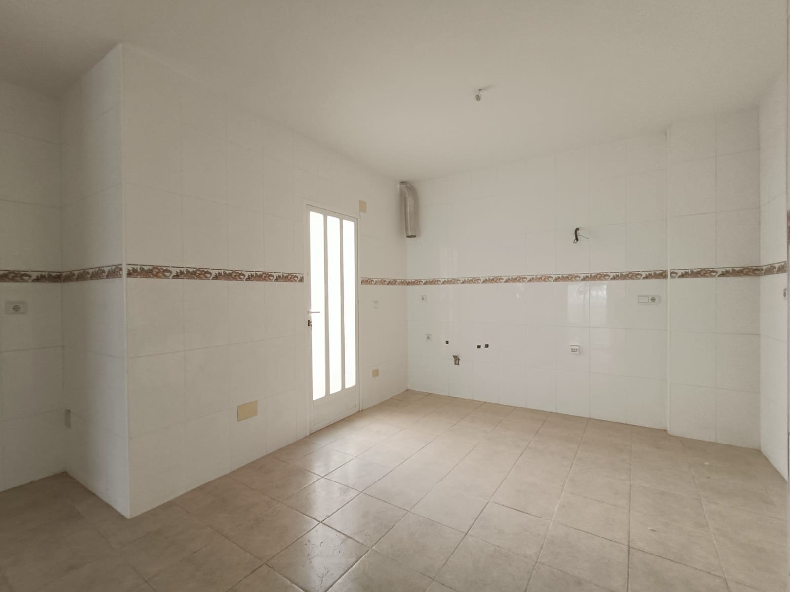 7 bedroom Townhouse for sale in La Murada - € 250,000 (Ref: 9669993)