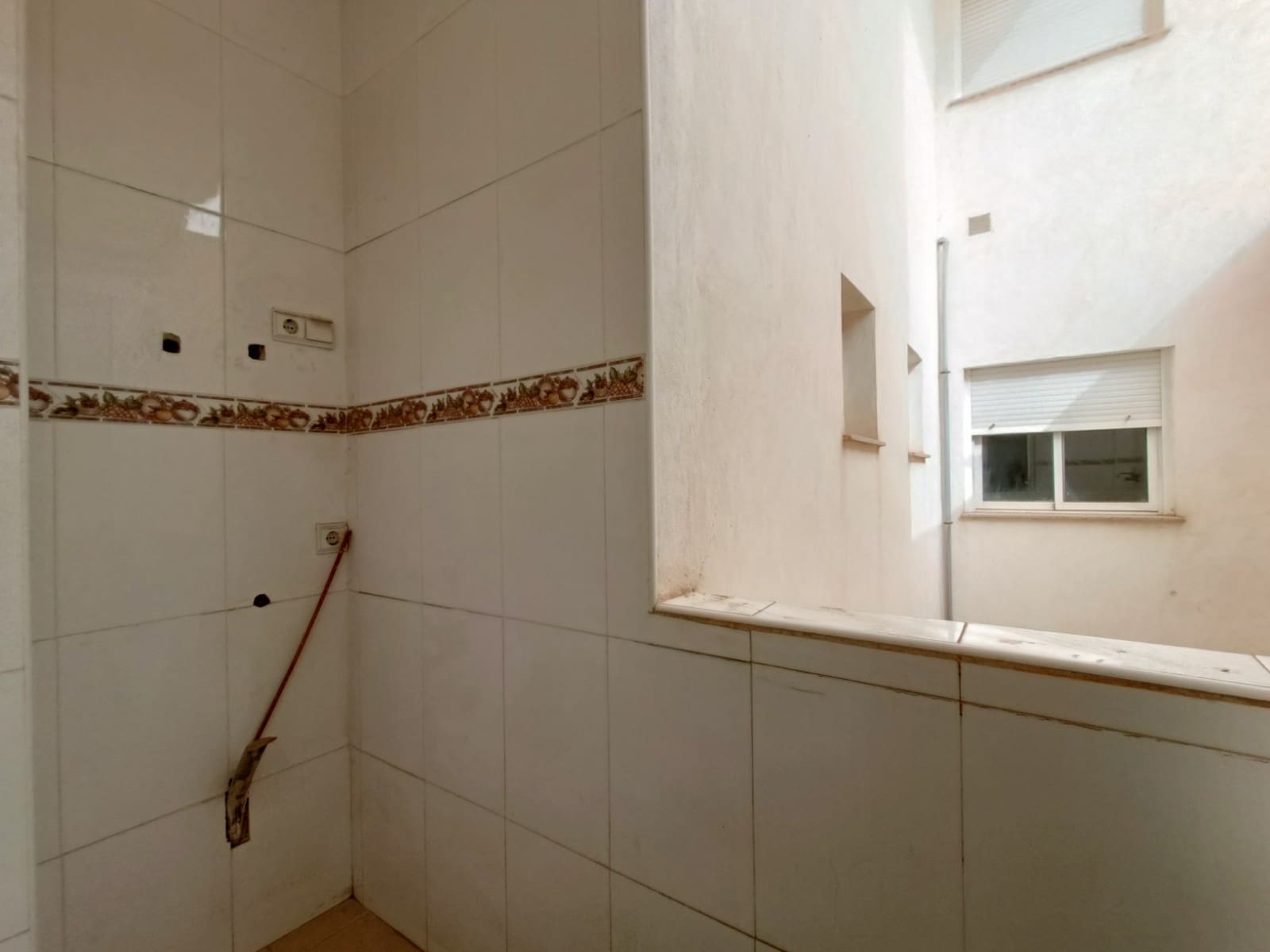 7 bedroom Townhouse for sale in La Murada - € 250,000 (Ref: 9669993)