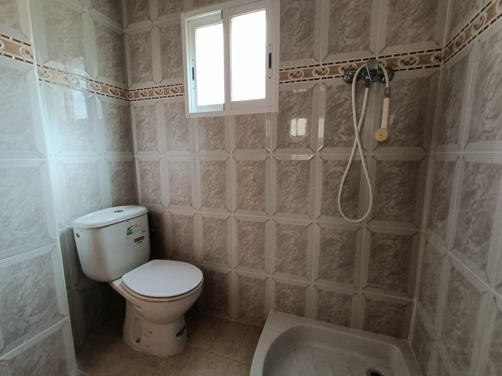 7 bedroom Townhouse for sale in La Murada - € 250,000 (Ref: 9669993)