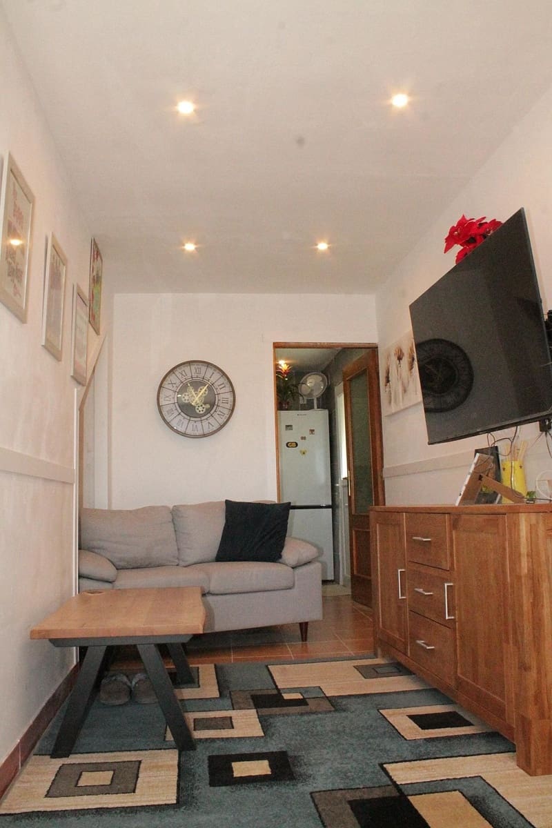 2 bedroom Finca/Country House for sale in Torre del Rico - € 75,000 (Ref: 9694726)