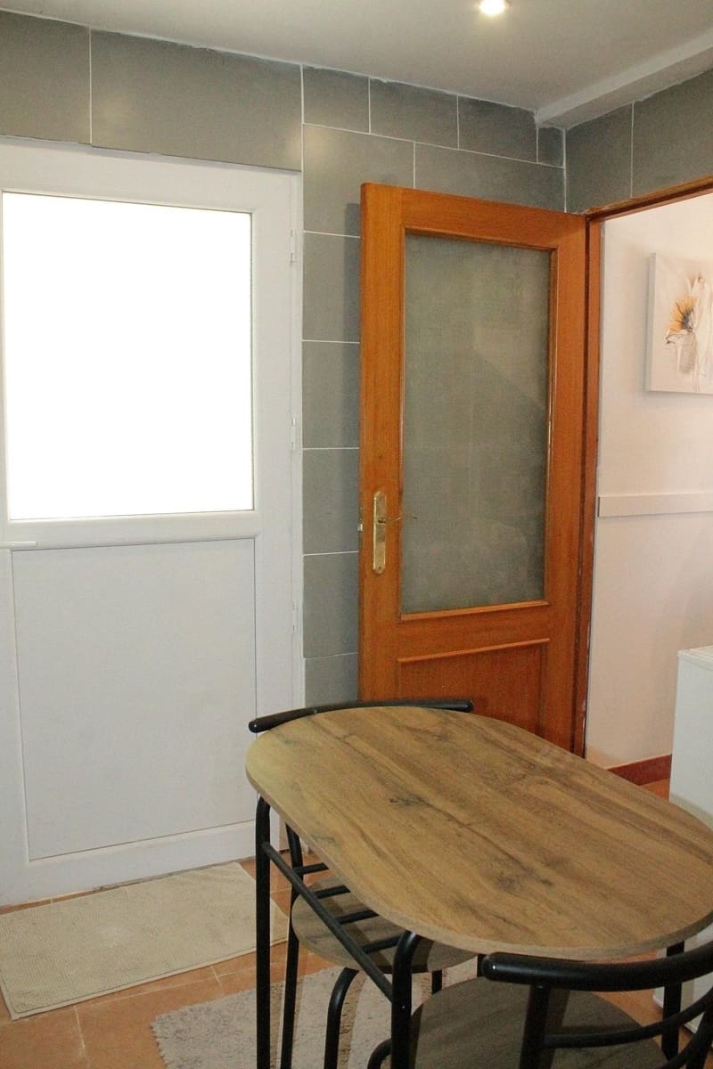 2 bedroom Finca/Country House for sale in Torre del Rico - € 75,000 (Ref: 9694726)