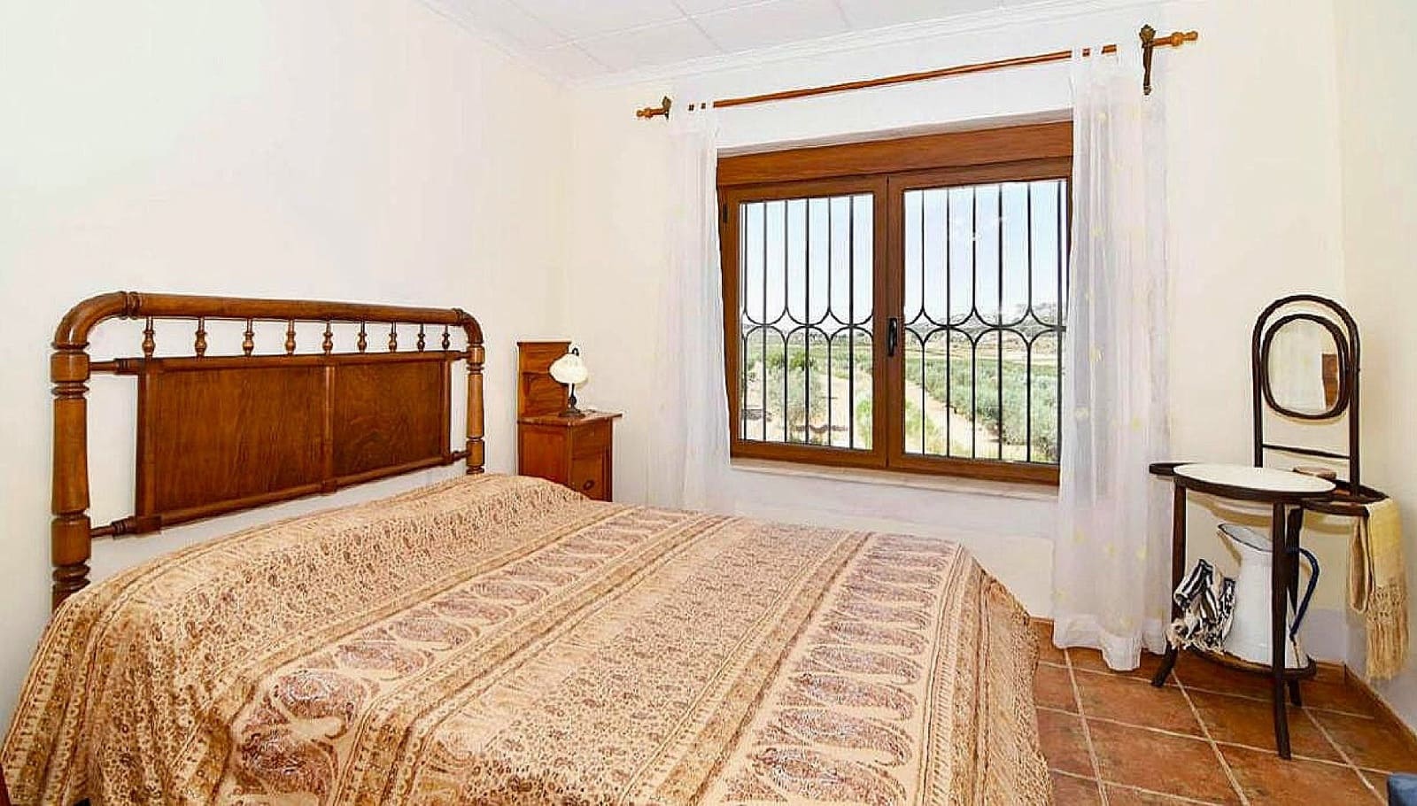 12 quarto Quinta/Casa Rural para venda em Encebras com piscina garagem - 599 000 € (Ref: 9694727)