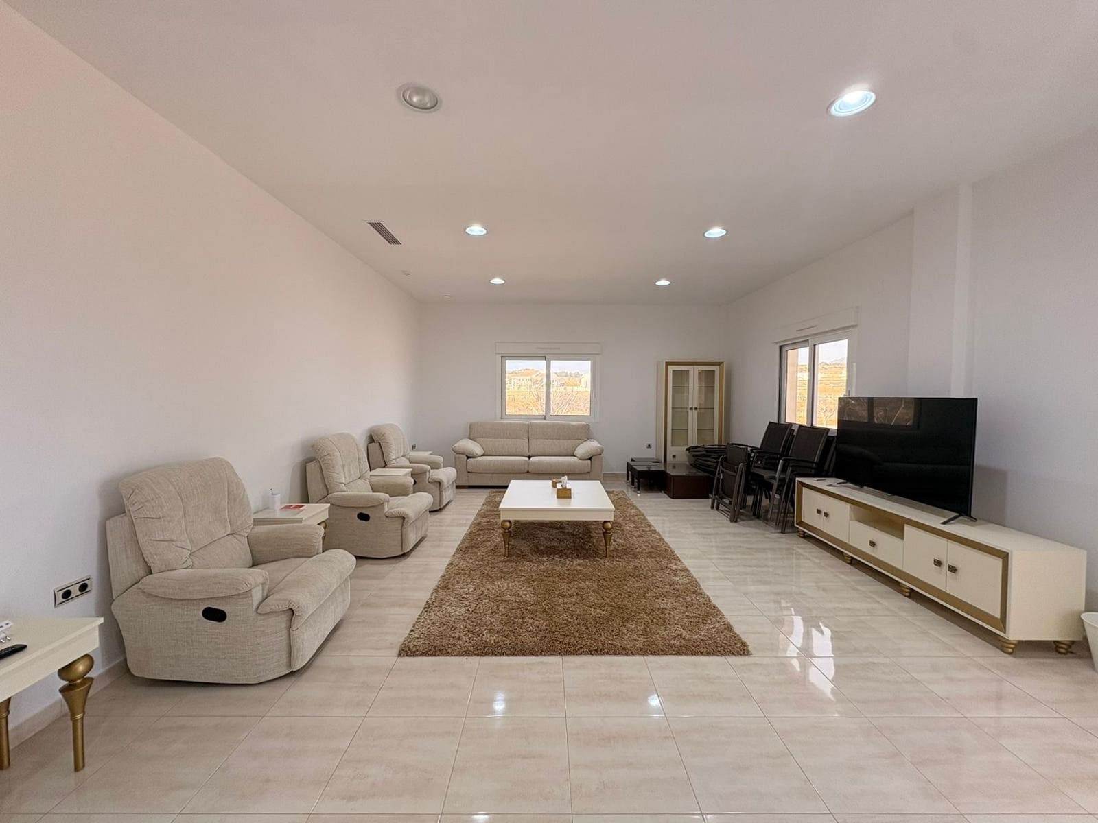 4 slaapkamer Villa te koop in Pinoso - € 650.000 (Ref: 9700444)