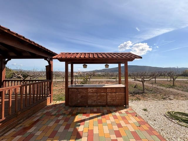 Chalet de 4 habitaciones en Pinoso en venta - 650.000 € (Ref: 9700444)
