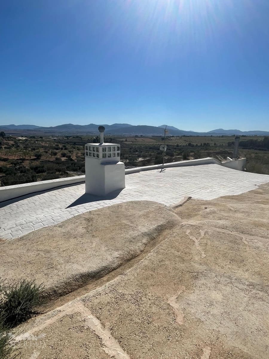 3 camera da letto Casa Grotta in vendita in Pinoso - 135.995 € (Rif: 9707986)