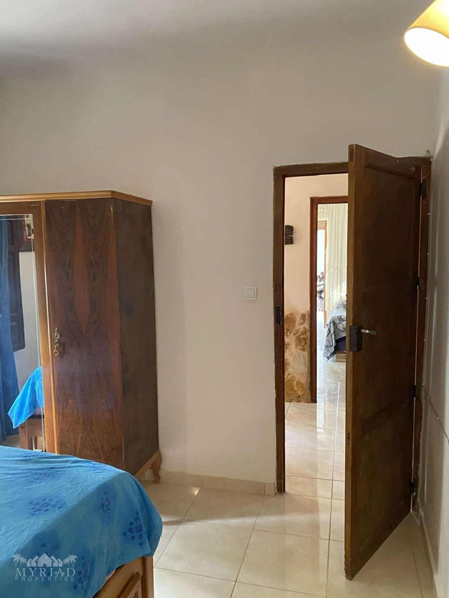 5 bedroom Finca/Country House for sale in Yecla with pool - € 340,000 (Ref: 9707988)