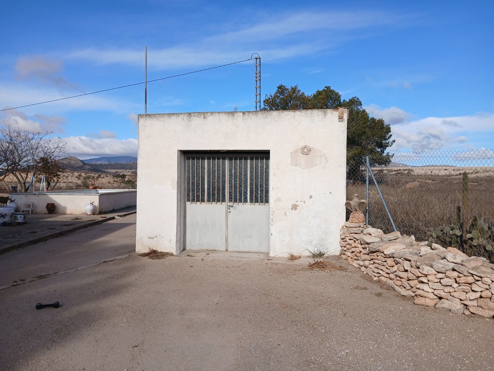 3 makuuhuone Maalaistalo myytävänä paikassa Monovar / Monover mukana uima-altaan 
autotalli - 199 995 € (Ref: 9711112)