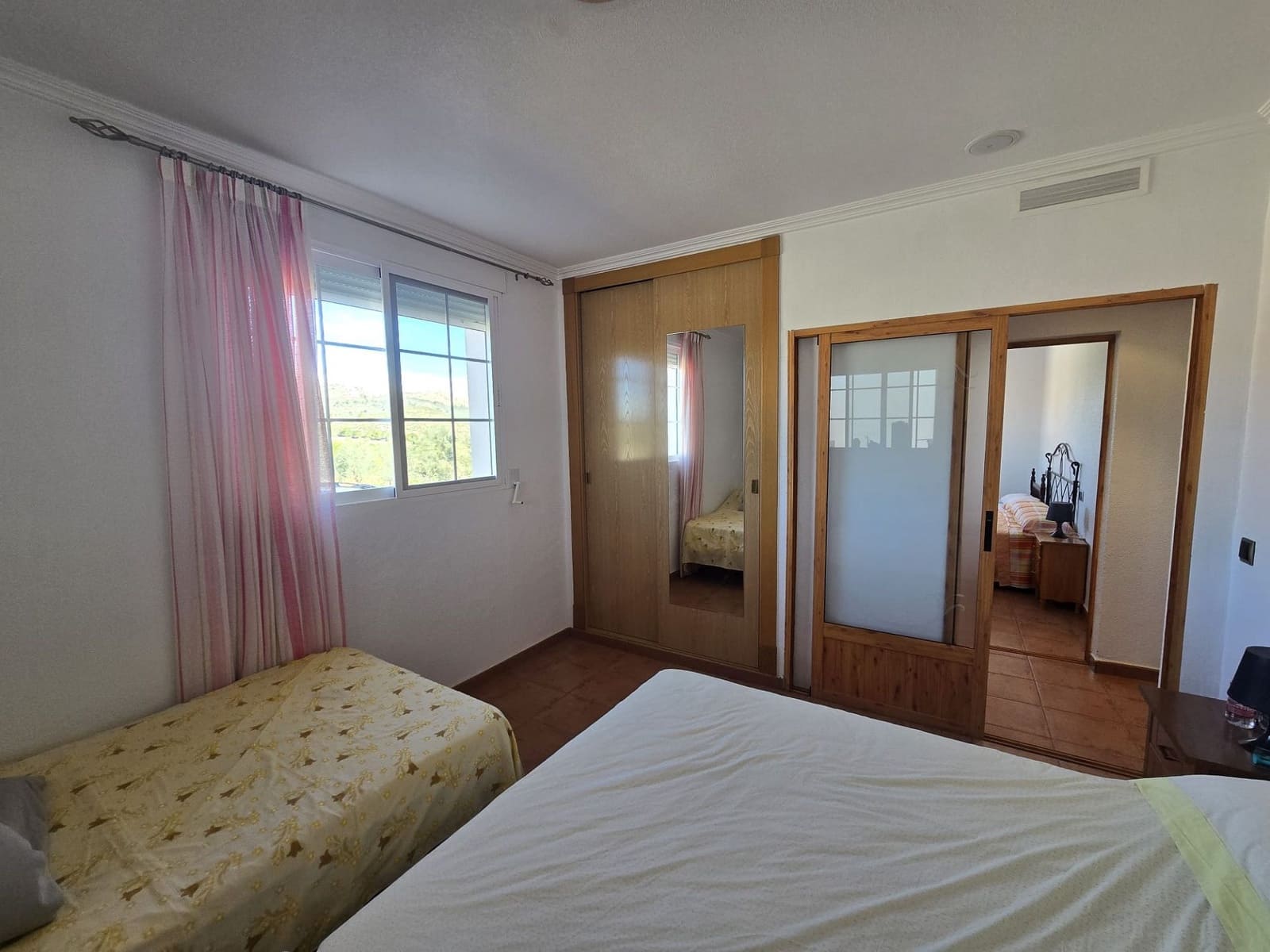 8 bedroom Villa for sale in Sax with pool garage - € 599,950 (Ref: 9713535)