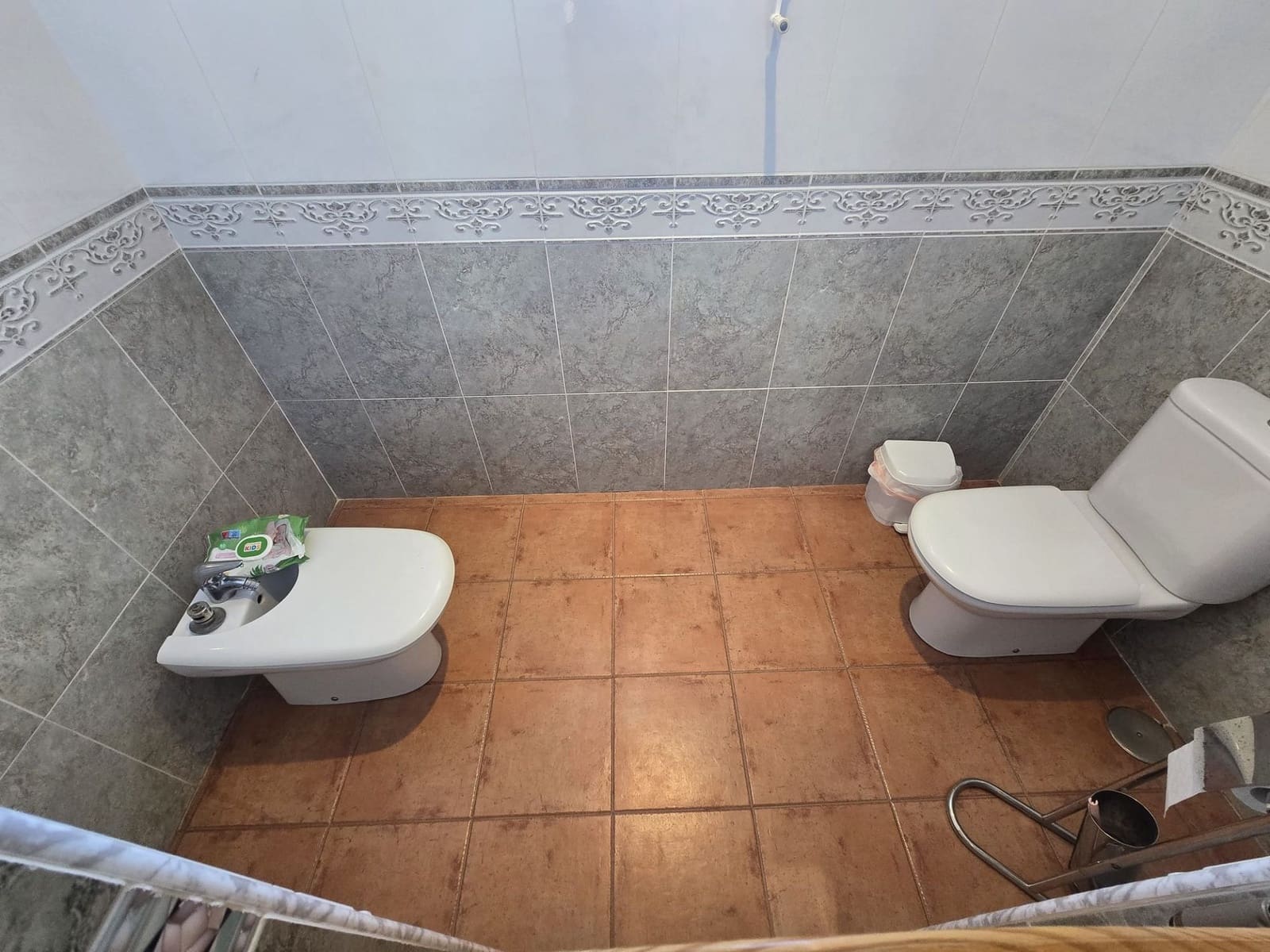 8 bedroom Villa for sale in Sax with pool garage - € 599,950 (Ref: 9713535)