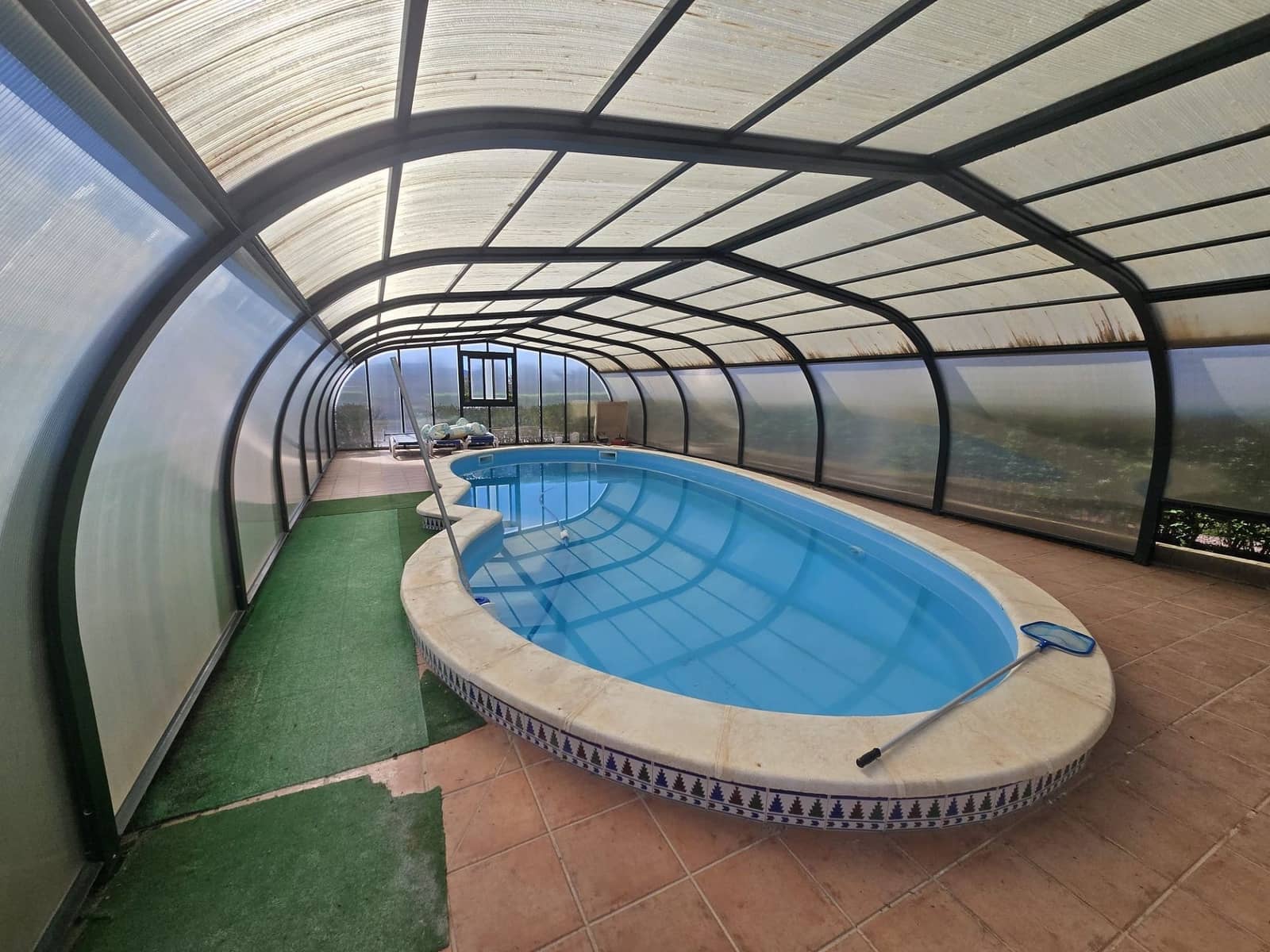 8 bedroom Villa for sale in Sax with pool garage - € 599,950 (Ref: 9713535)