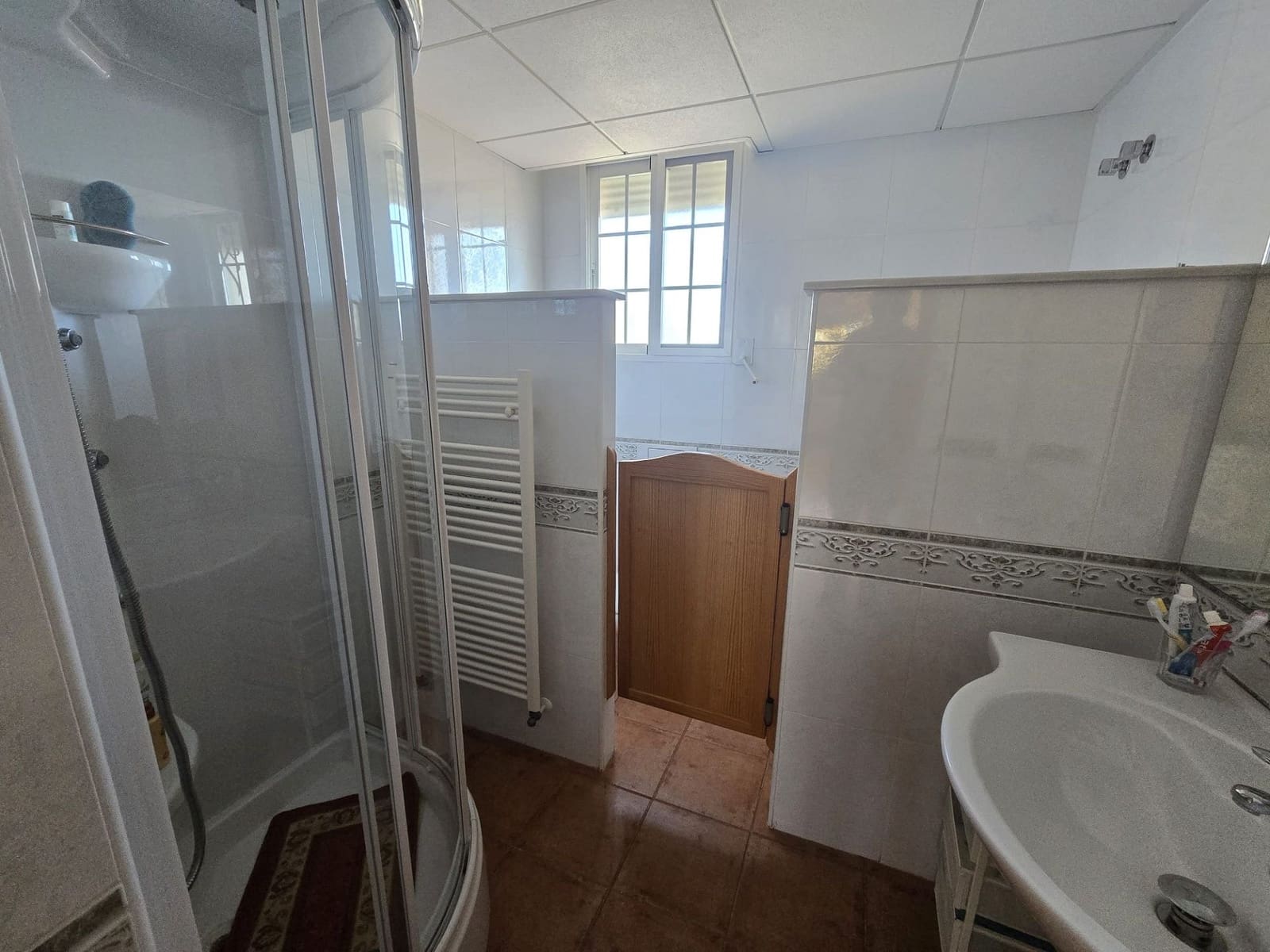 8 bedroom Villa for sale in Sax with pool garage - € 599,950 (Ref: 9713535)