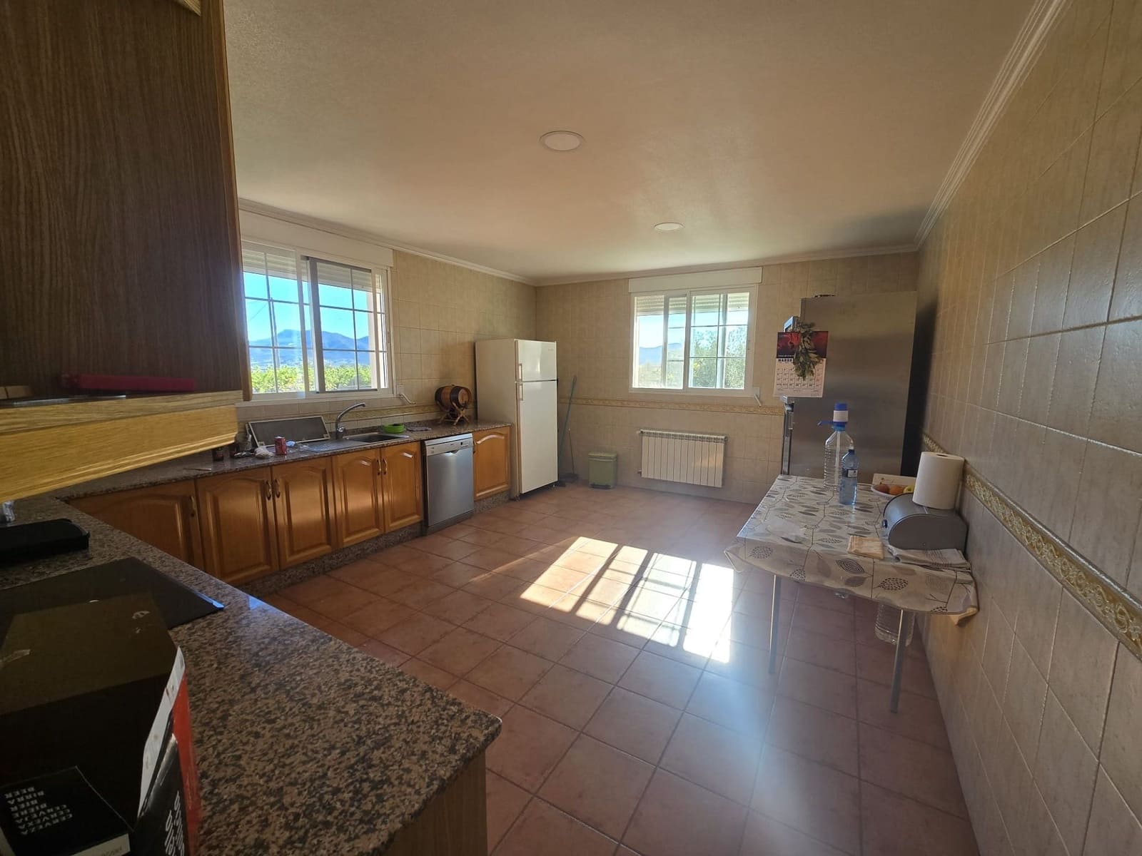 8 bedroom Villa for sale in Sax with pool garage - € 599,950 (Ref: 9713535)