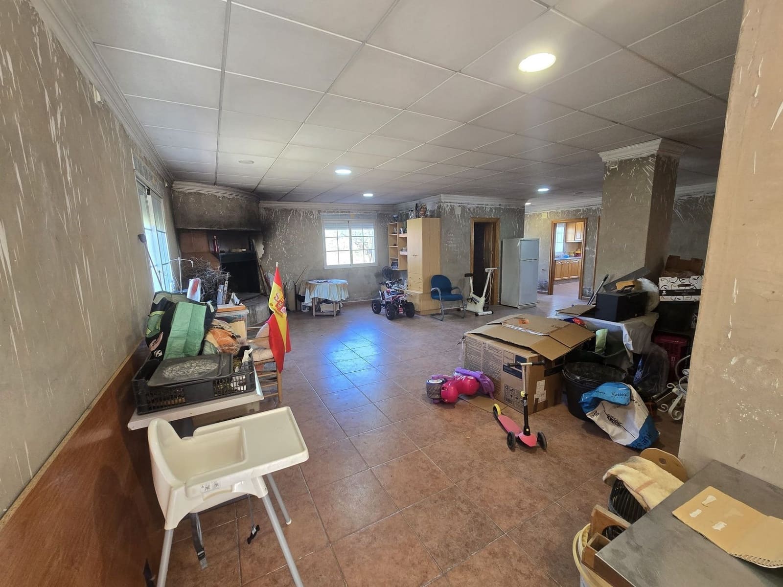 8 bedroom Villa for sale in Sax with pool garage - € 599,950 (Ref: 9713535)