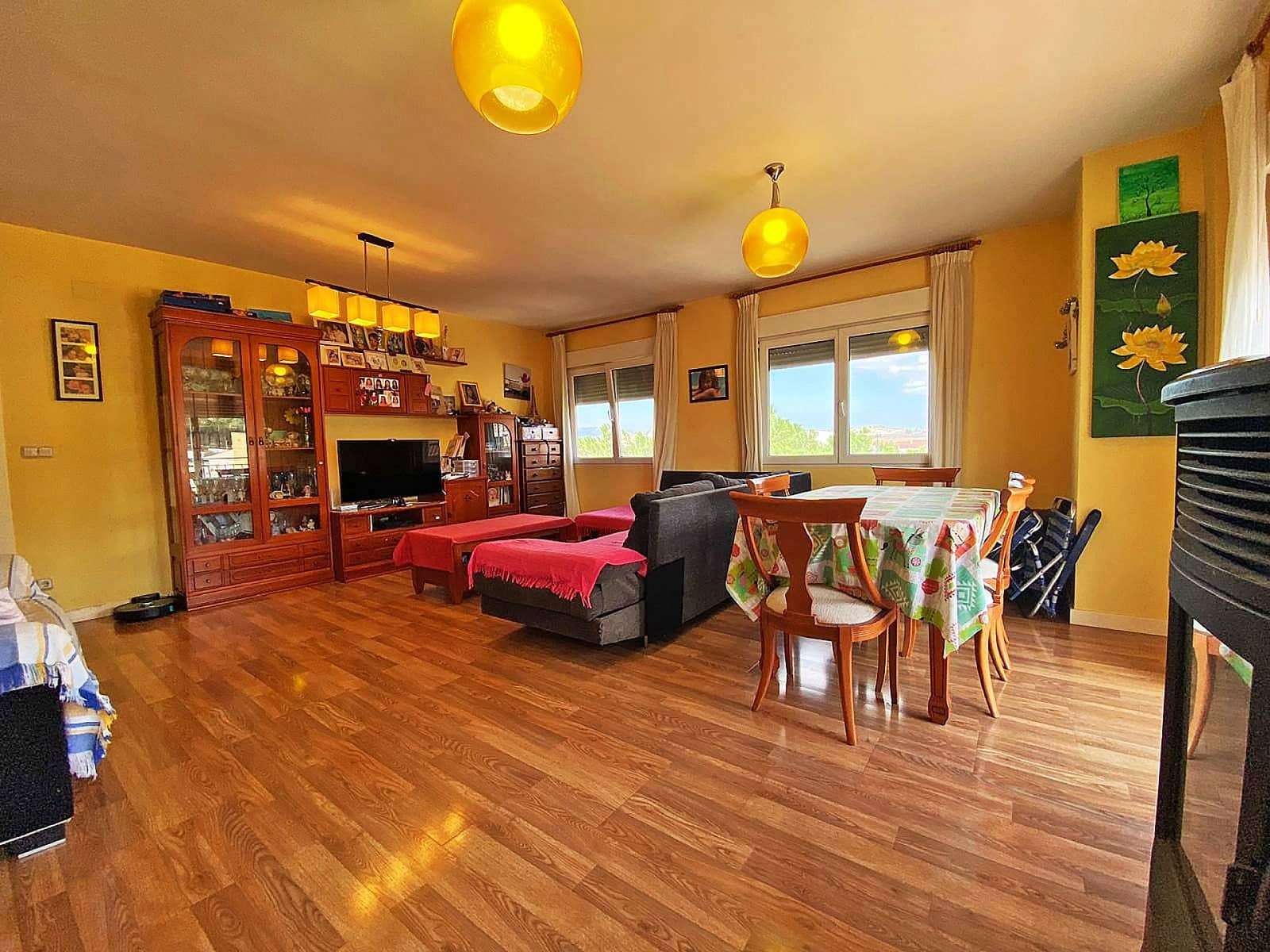 3 bedroom Apartment for sale in Pinoso with pool - € 120,000 (Ref: 9714538)