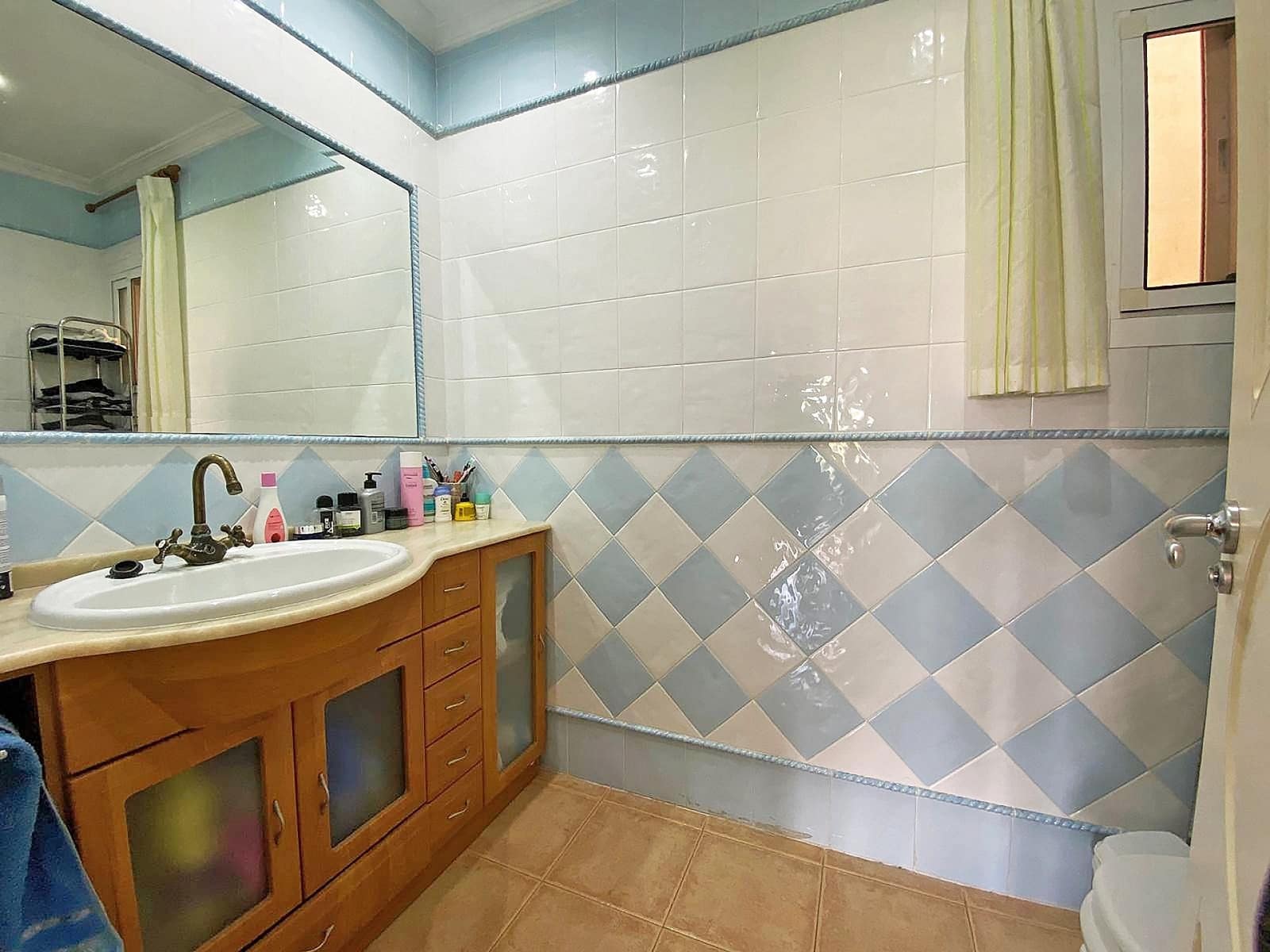 3 bedroom Apartment for sale in Pinoso with pool - € 120,000 (Ref: 9714538)