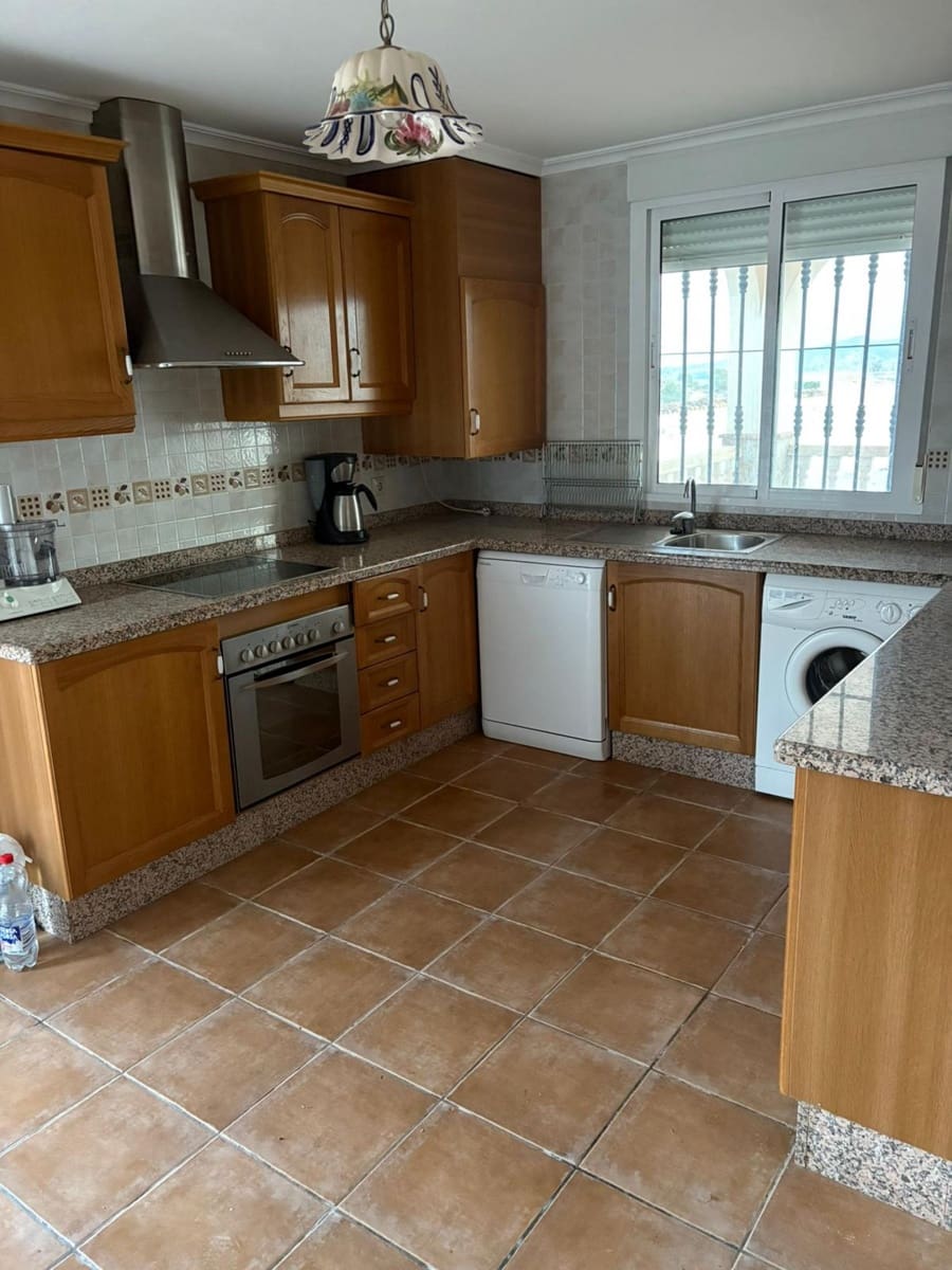 3 makuuhuone Huvila myytävänä paikassa Monovar / Monover mukana uima-altaan - 315 000 € (Ref: 9735205)