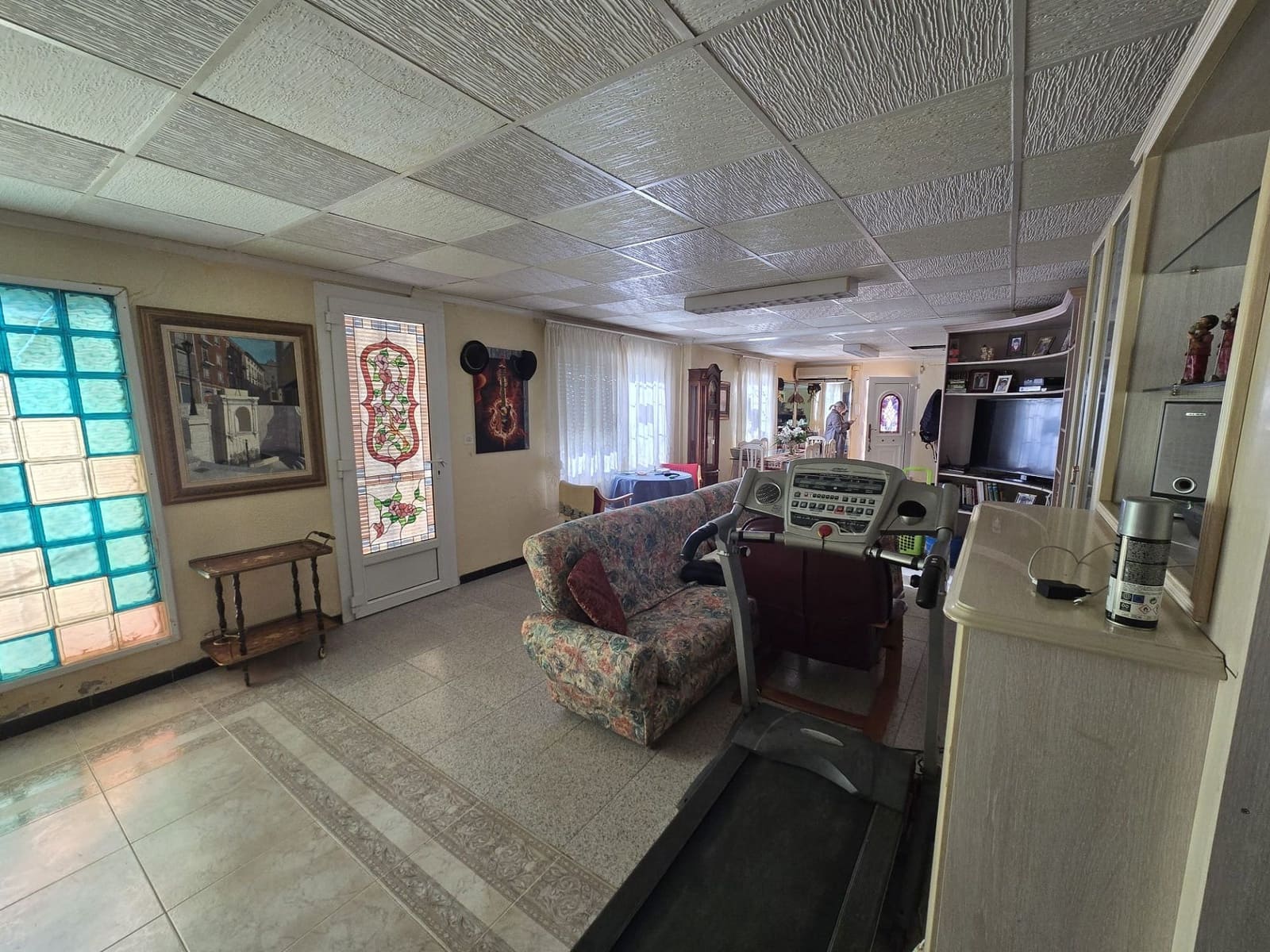 7 bedroom Villa for sale in Villena with pool - € 149,995 (Ref: 9736180)