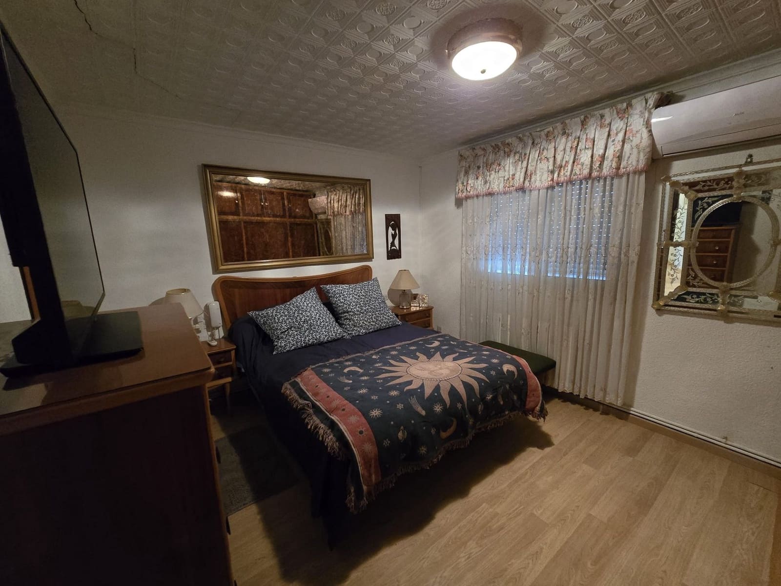 7 bedroom Villa for sale in Villena with pool - € 149,995 (Ref: 9736180)