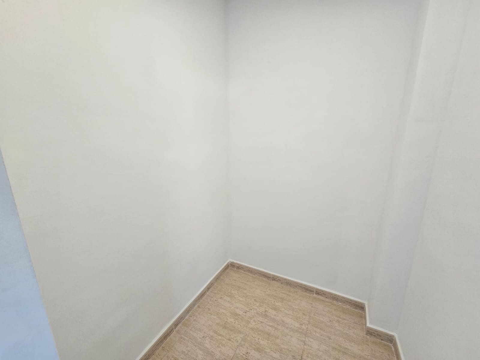 4 bedroom Townhouse for sale in Salinas with garage - € 119,000 (Ref: 9739274)