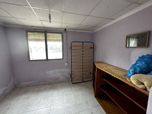 3 chambre Villa/Maison à vendre à Yecla avec piscine - 149 995 € (Ref: 9741499)