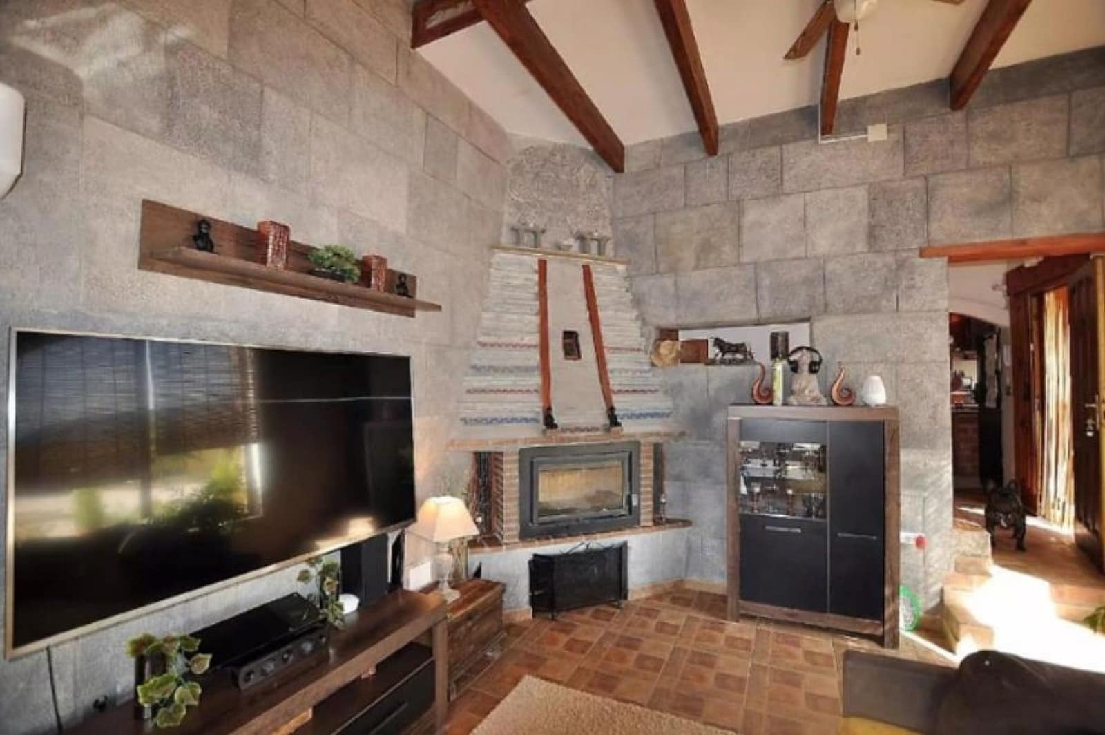 5 soveværelse Villa til salg i Pinoso med swimmingpool - € 499.995 (Ref: 9753632)