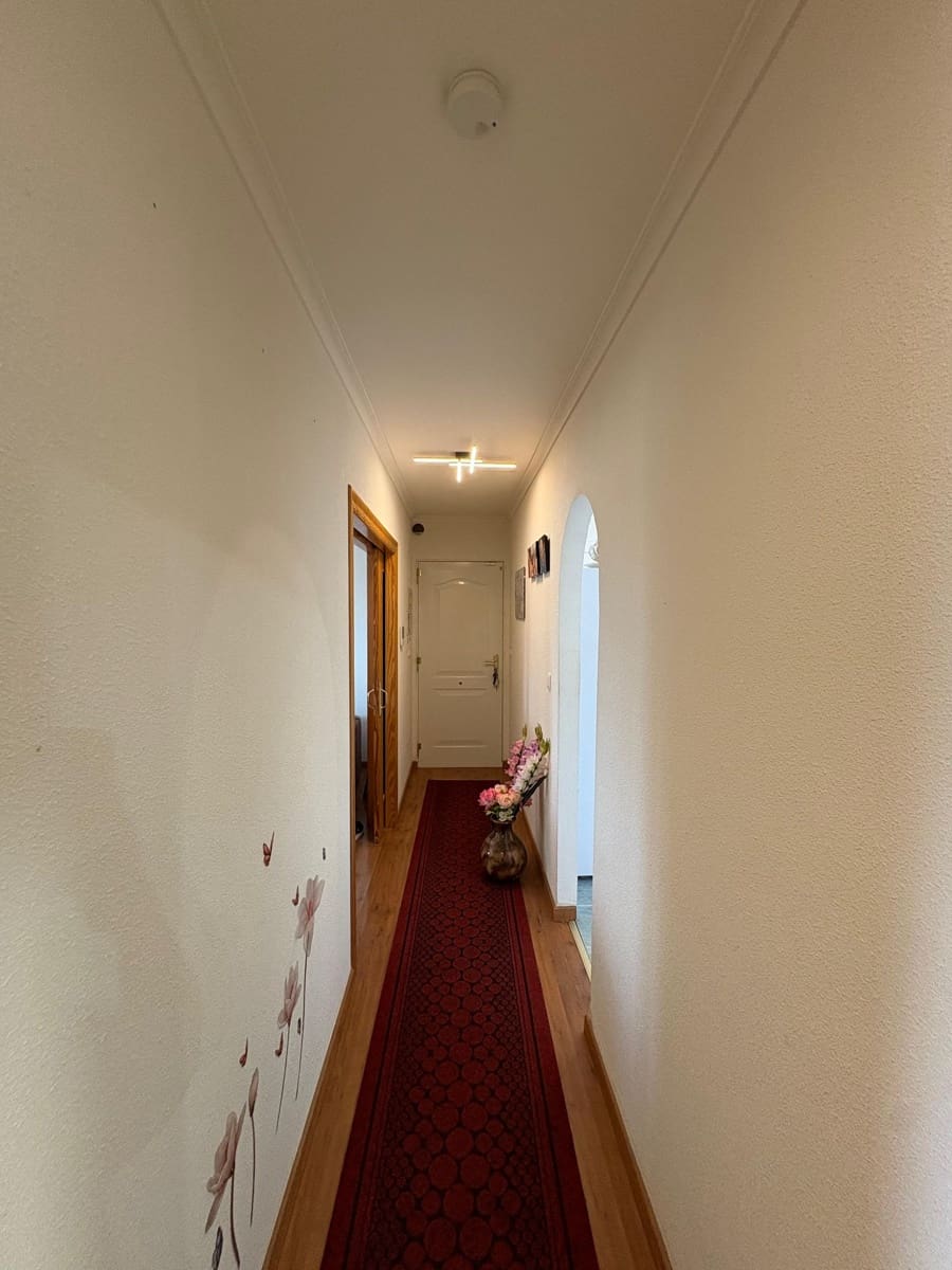 Chalet de 3 habitaciones en Pinoso en venta con piscina garaje - 299.995 € (Ref: 9761684)