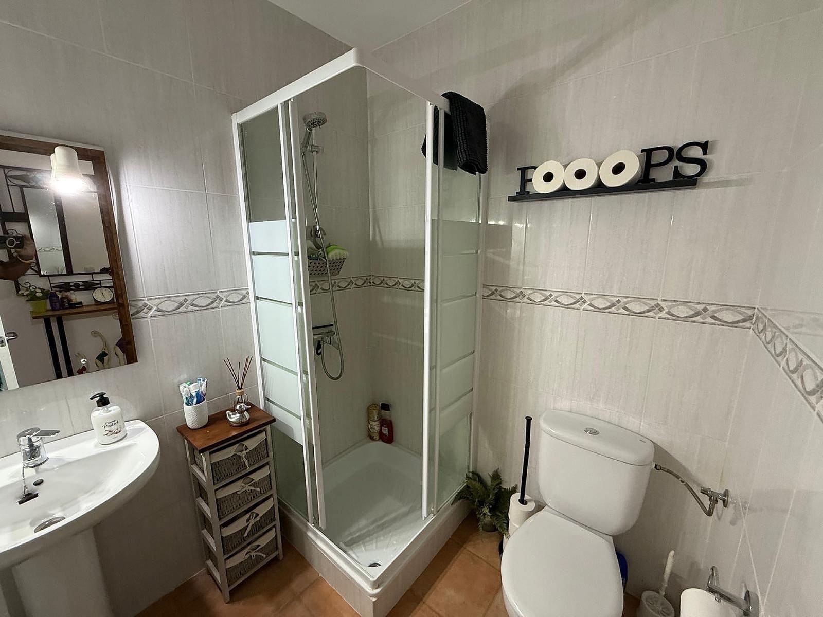 Chalet de 3 habitaciones en Caudete en venta con piscina - 229.995 € (Ref: 9777658)