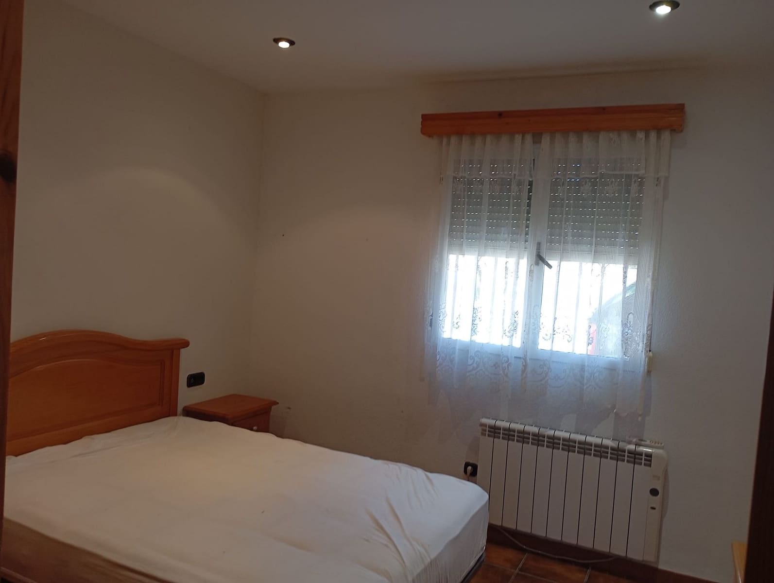 3 bedroom Villa for sale in Yecla with pool garage - € 299,995 (Ref: 9780125)