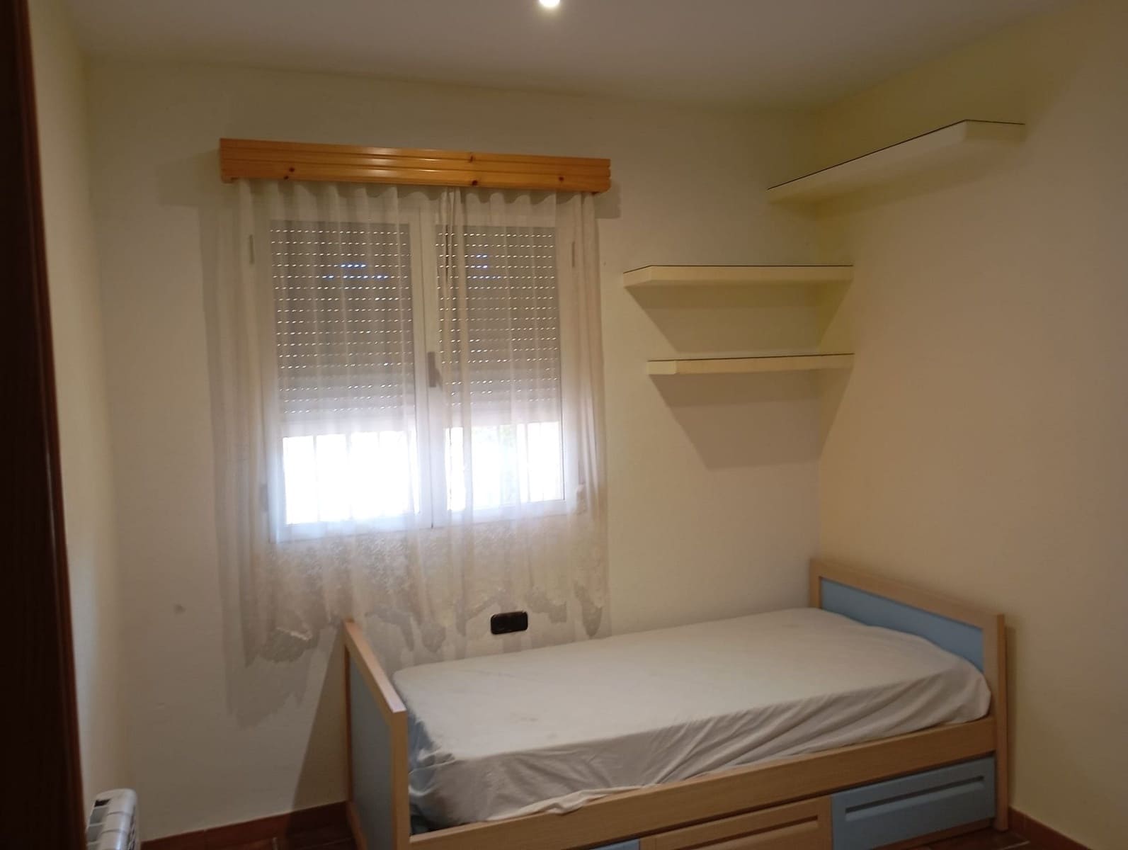 3 bedroom Villa for sale in Yecla with pool garage - € 299,995 (Ref: 9780125)