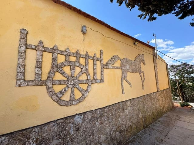 3 slaapkamer Villa te koop in Yecla met zwembad garage - € 149.995 (Ref: 9784494)