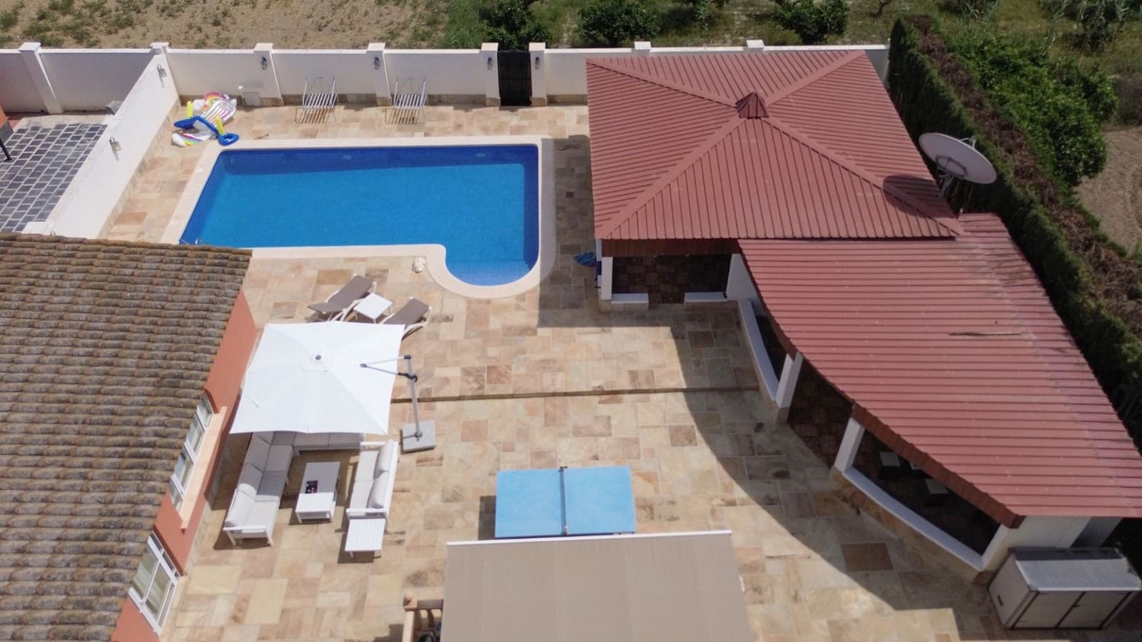 6 slaapkamer Villa te koop in Heredades met zwembad - € 595.000 (Ref: 9790254)