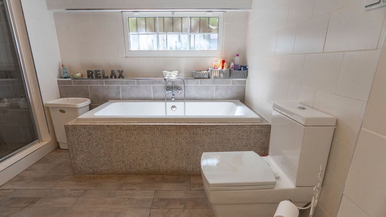 6 slaapkamer Villa te koop in Heredades met zwembad - € 595.000 (Ref: 9790254)