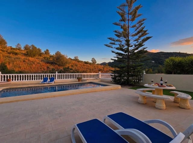 3 camera da letto Villa in vendita in Alcalalí / Alcanalí con piscina - 499.995 € (Rif: 9790255)