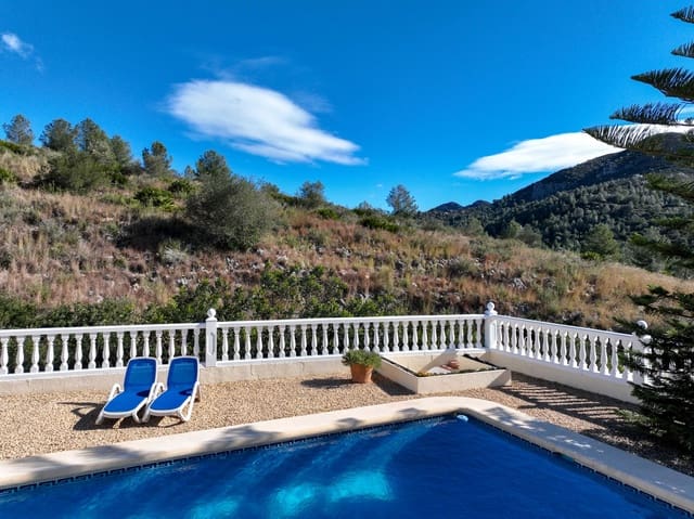 3 camera da letto Villa in vendita in Alcalalí / Alcanalí con piscina - 499.995 € (Rif: 9790255)