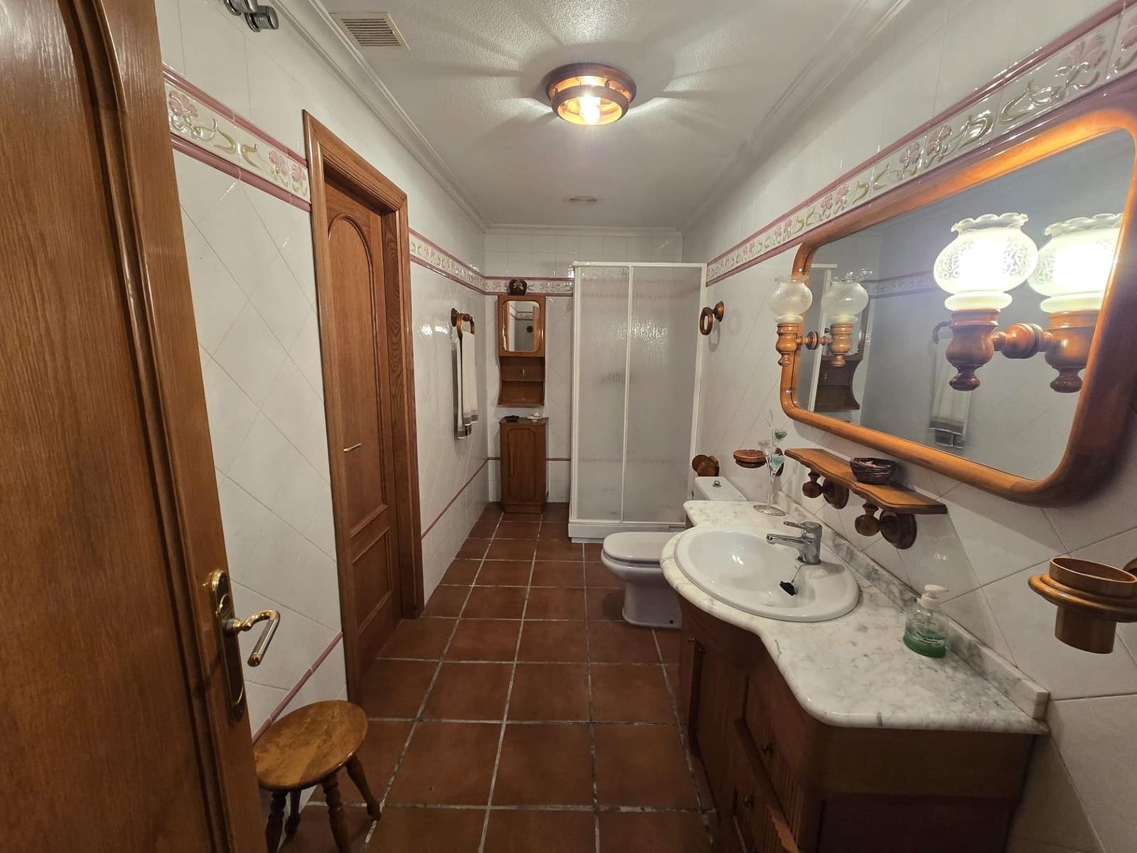 6 makuuhuone Huvila myytävänä paikassa Sax mukana uima-altaan 
autotalli - 599 995 € (Ref: 9795337)